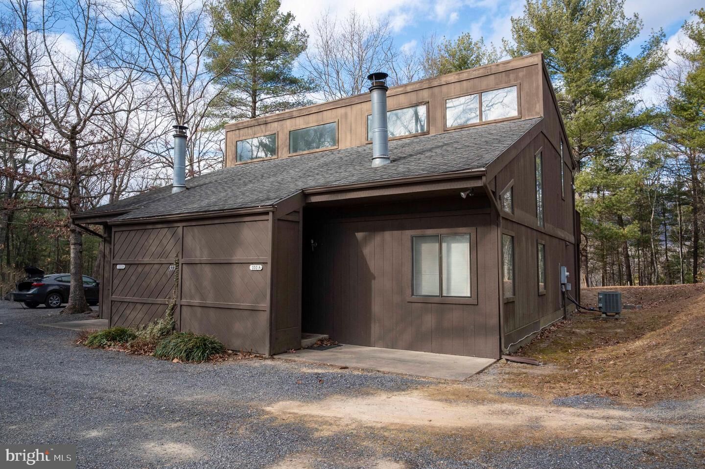 Property Photo:  377 Spitz 100 A&Ampb  VA 22810 