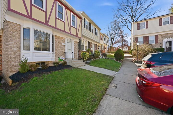 Property Photo:  4044 Hanson Oaks Drive  MD 20784 