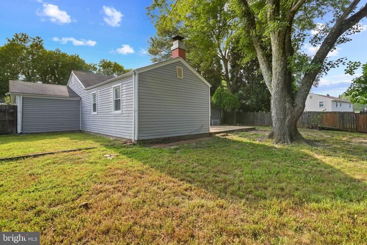 Property Photo:  9208 Carendon Court  MD 20772 