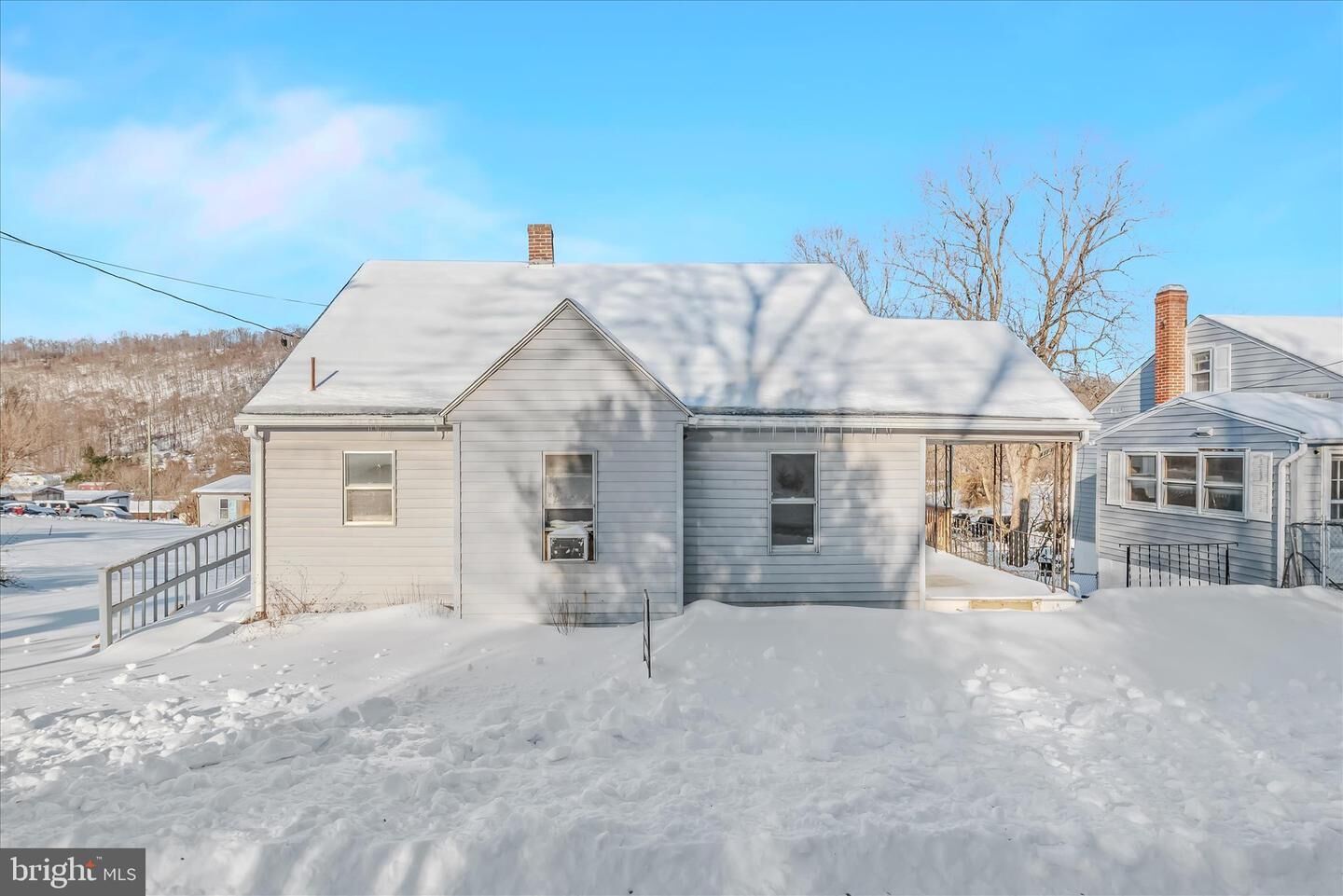 Property Photo:  310 Greenway Drive  WV 25411 