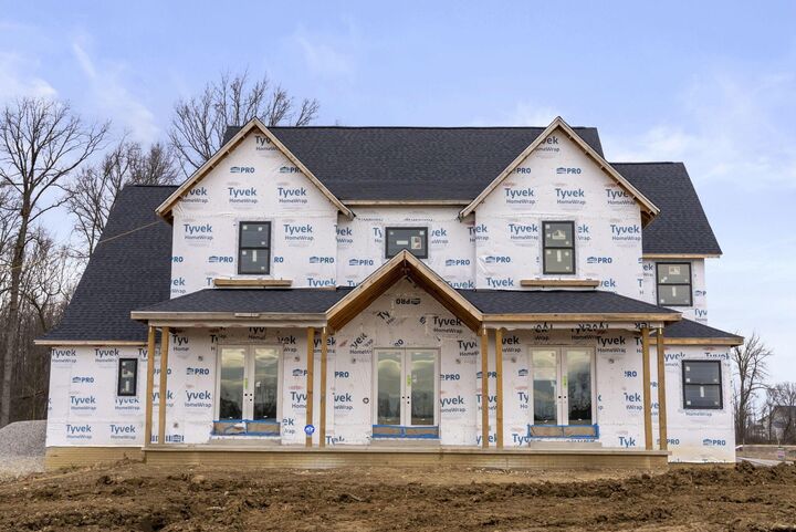 Property Photo:  6899 Woodedge Lane  OH 43026 