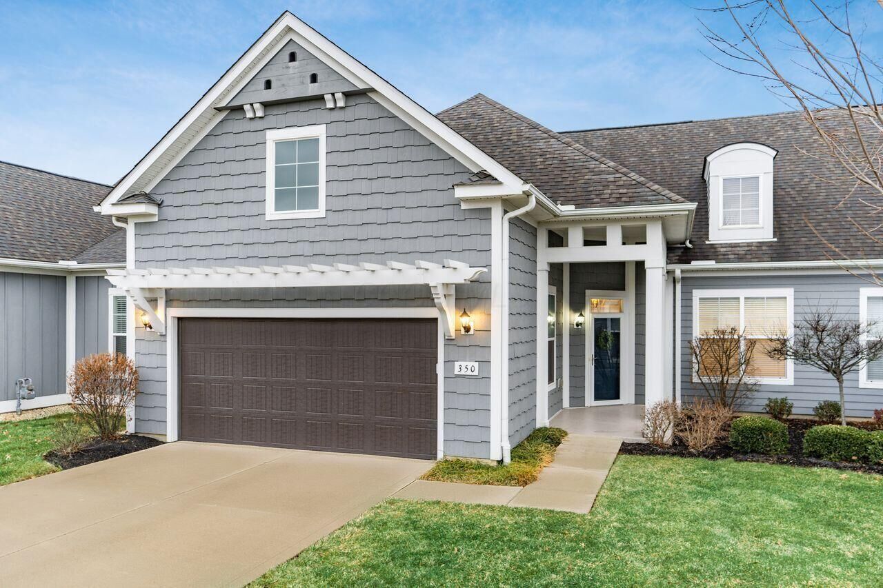 Property Photo: 350 Summer Tree Way OH 43035