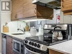 Property Photo:  320 Richmond Street East Lph 16  ON M5A 1P9 