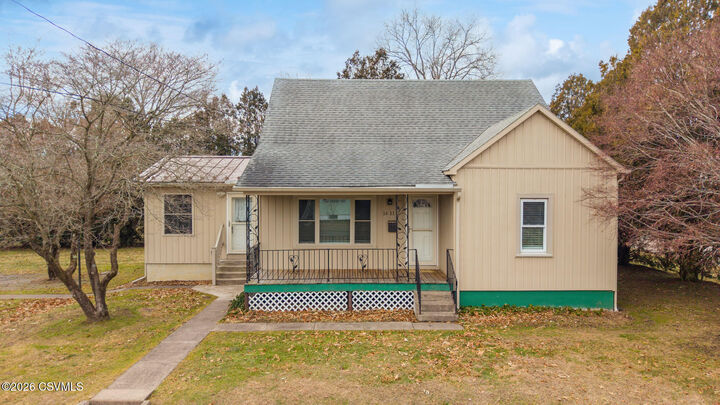 Property Photo:  1411 N Warren Street  PA 18603 