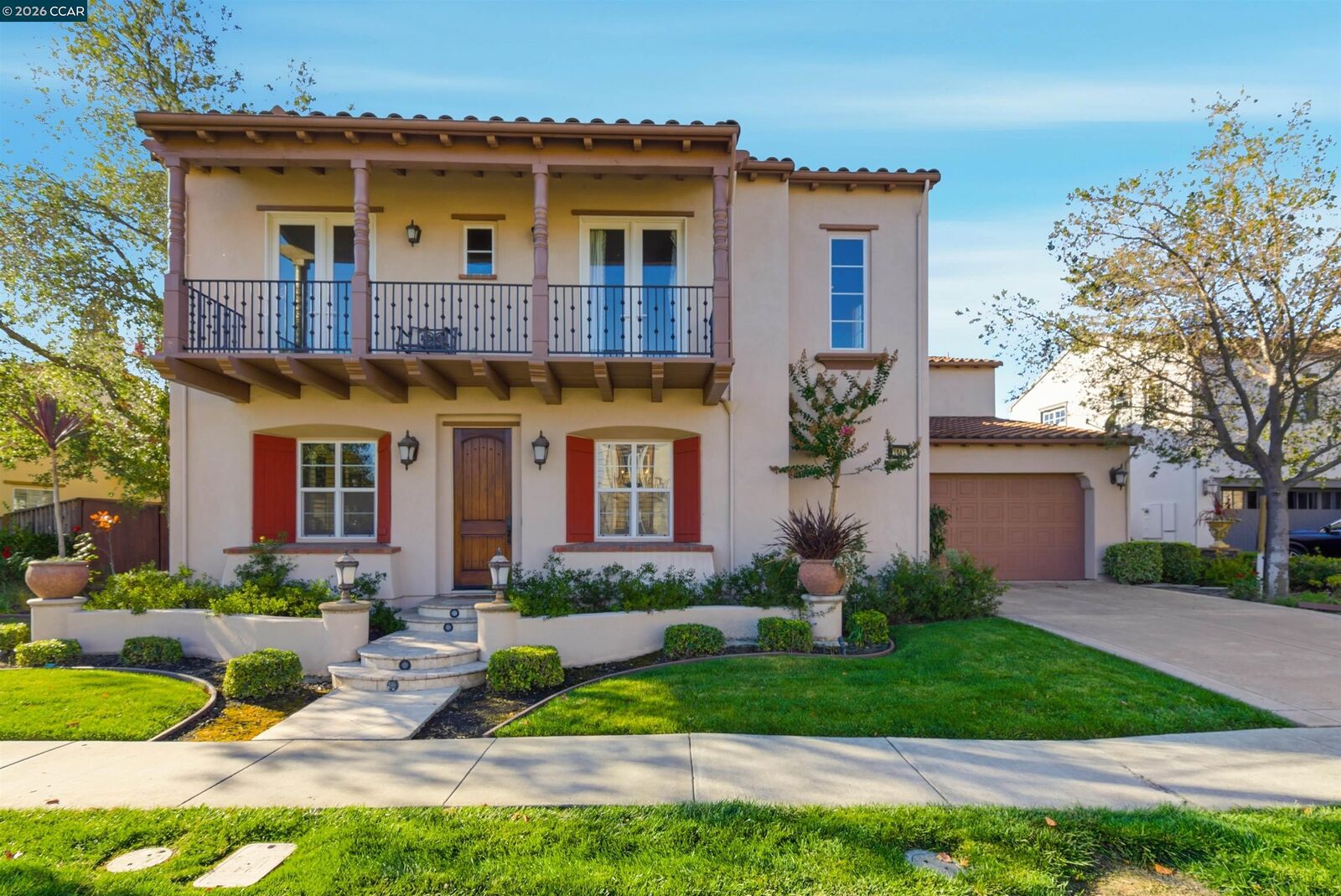 Property Photo:  1041 S Wedgewood  CA 94582 