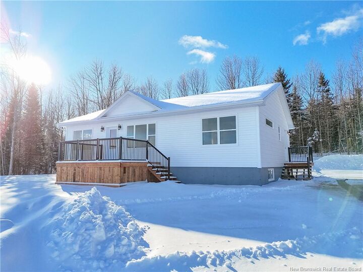 Property Photo: 11 Clearview Court NB E6G 0B6
