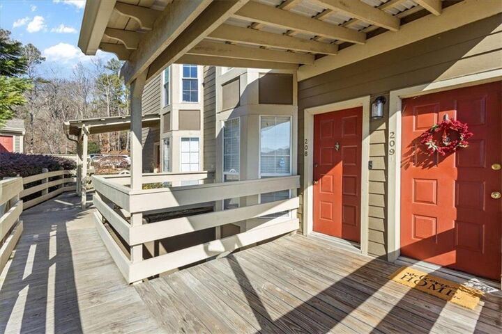 Property Photo:  209 Riverview Drive  GA 30067 
