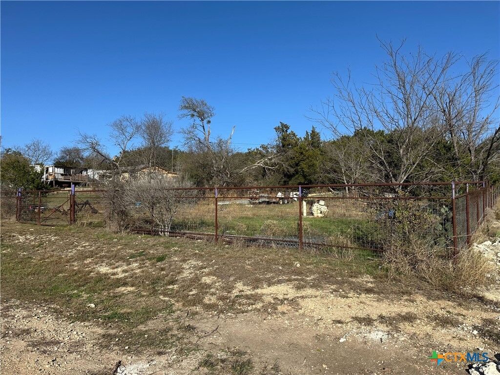 Property Photo:  440 Smith Drive  TX 76542 