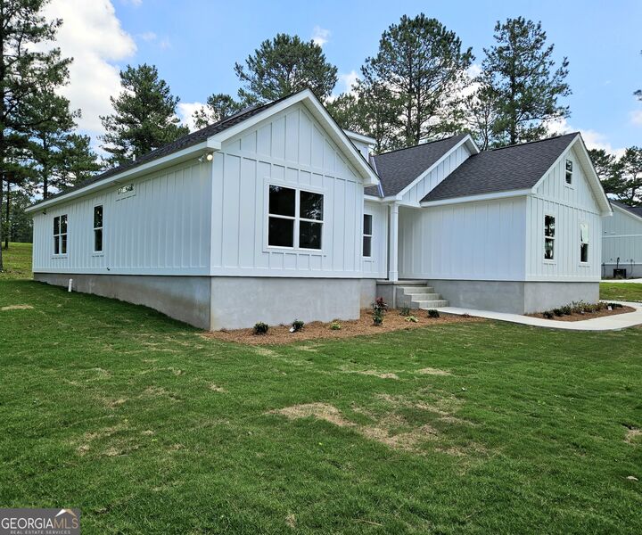 Property Photo:  270 Woodridge Lane  GA 39827 