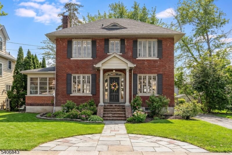 Property Photo:  258 Hyslip Ave  NJ 07090 