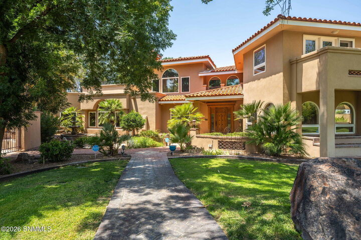 Property Photo: 2840 McDowell Place NM 88005