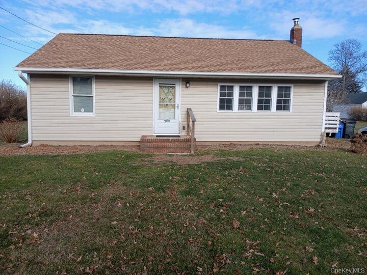 Property Photo: 7850 Bridge Lane NY 11935