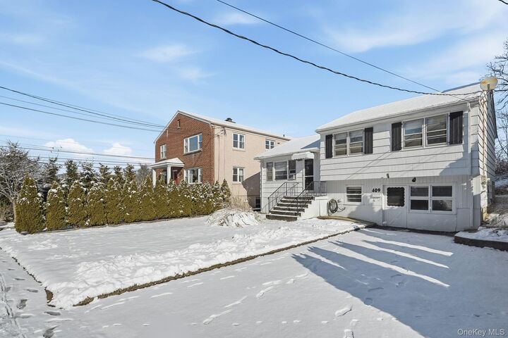 Property Photo:  409 Fenimore Road  NY 10543 