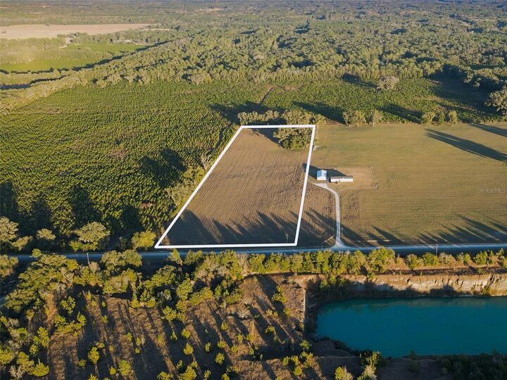 Property Photo: 001 NW 202nd Street FL 32669