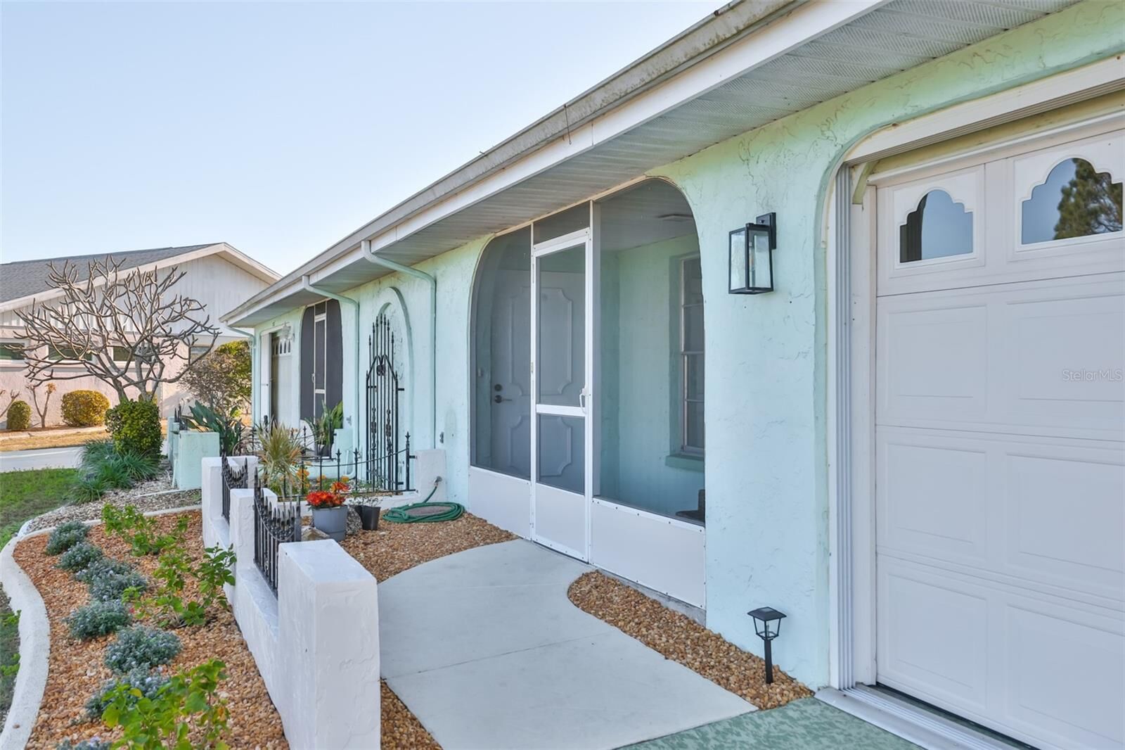 Property Photo:  325 Green Manor Drive  FL 33573 