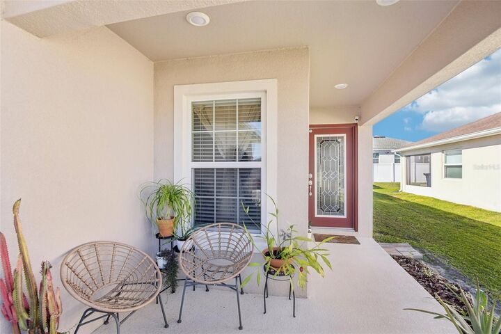 Property Photo: 523 Valentina Lane FL 33823