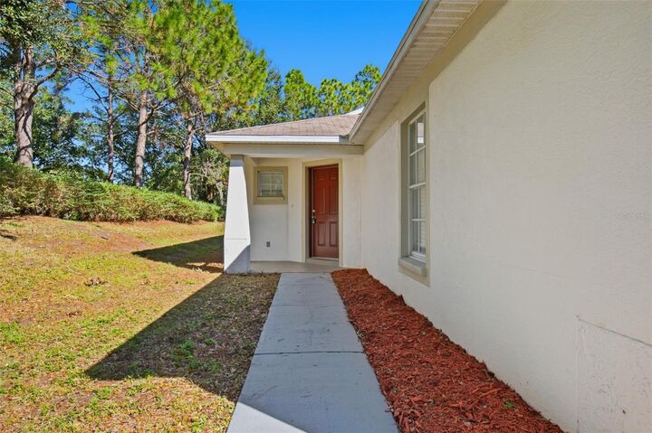 Property Photo:  12606 Adventure Drive  FL 33579 