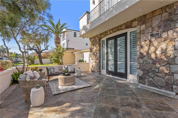 Property Photo:  613 12th  CA 92648 