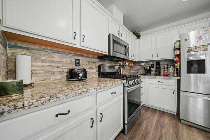 Property Photo:  155 Hillside  CA 95642 