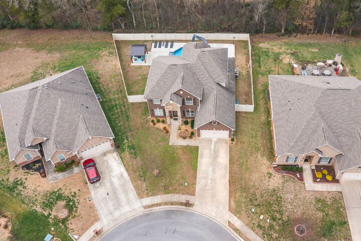 Property Photo:  1413 Burrows Ave  TN 37129 