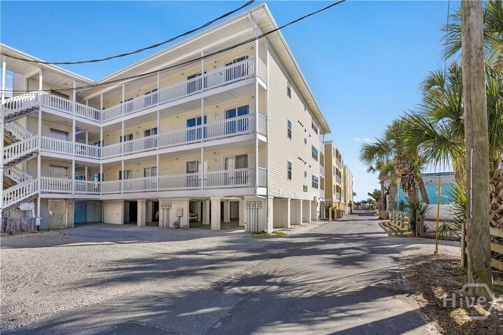 Property Photo:  8 Silver Avenue 9  GA 31328 