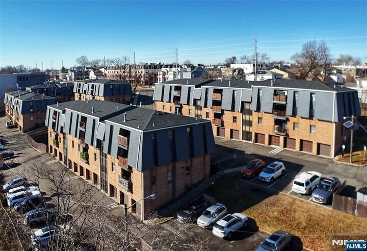 Property Photo:  700 Schuyler Avenue G34  NJ 07032 