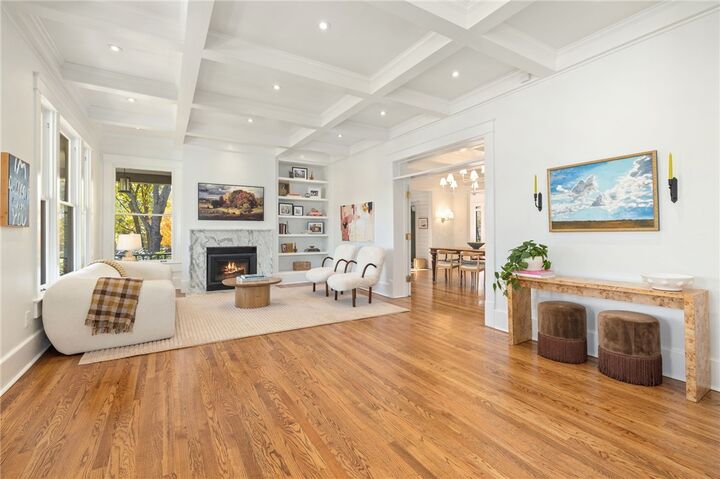Property Photo:  1101 N Woolsey Avenue  AR 72703 