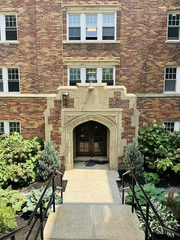 Property Photo:  195 Thomas Burgin Parkway 212  MA 02169 