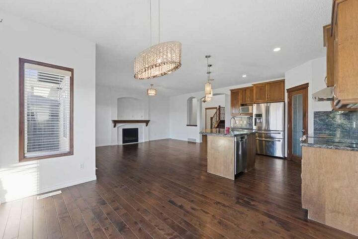 Property Photo:  106 New Brighton Circle SE  AB T2Z 4B3 