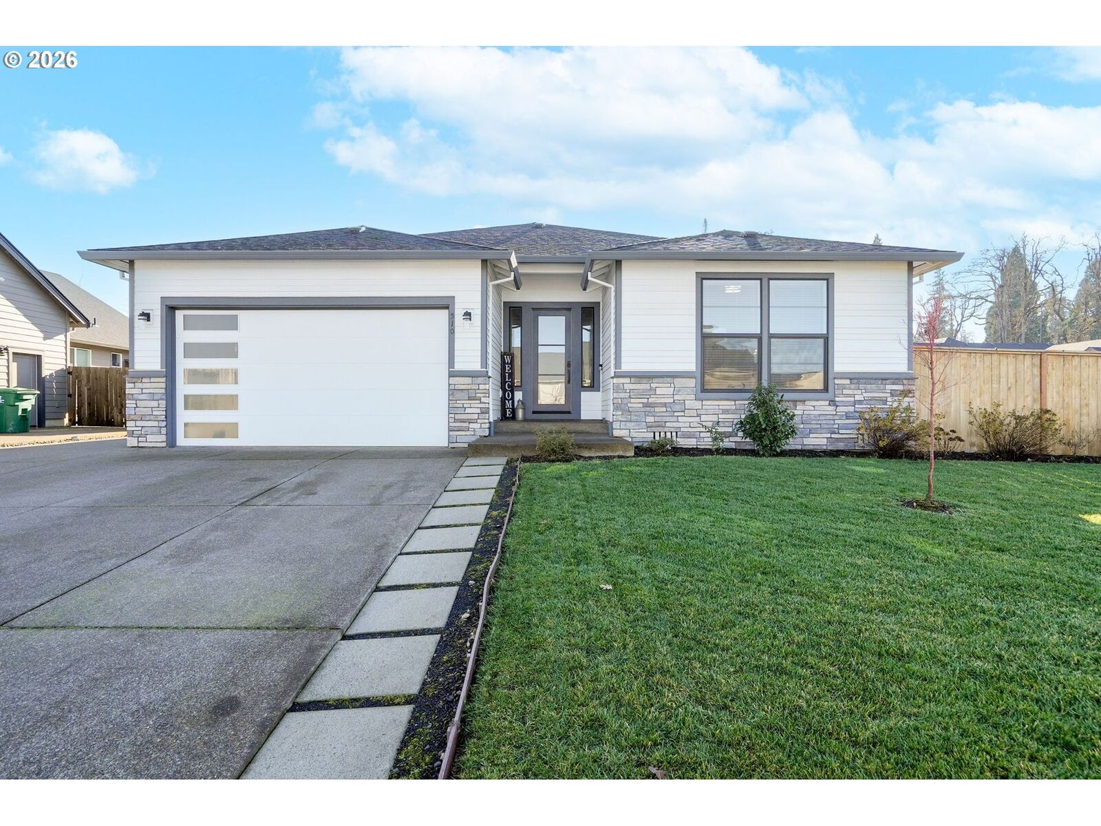 Property Photo:  510 NE Aspen St  OR 97385 