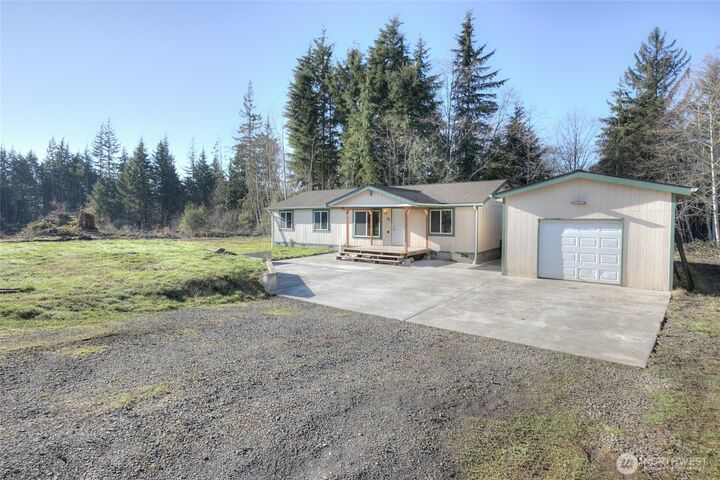 Property Photo:  38  Central Lane  WA 98520 