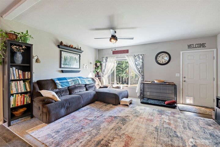 Property Photo:  131  Silverthistle Road  WA 98596 