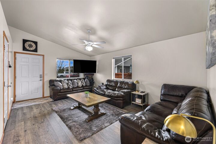 Property Photo:  4780  Canoe Court  WA 98230 