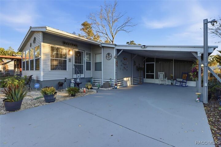 Property Photo:  4294 E Van Ness Road  FL 34442 