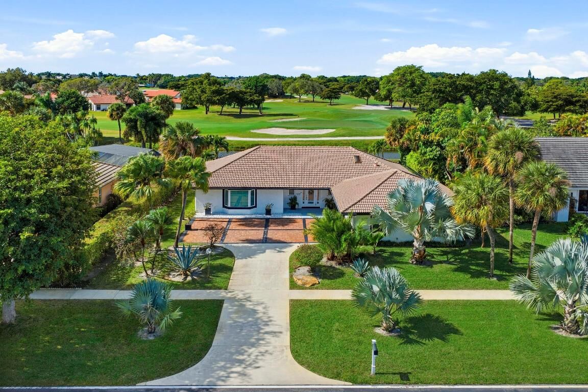 Property Photo: 11257 Wingfoot Drive FL 33437