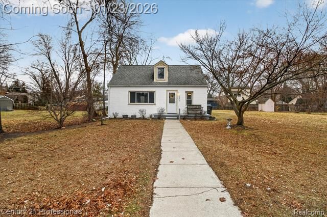 Property Photo: 18292 Deering Street MI 48152