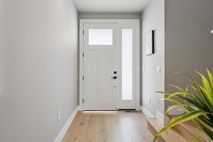 Property Photo: 1501 Paradise Court CA 95124