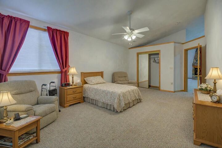 Property Photo:  602 East Madison Avenue 19  WI 53563 