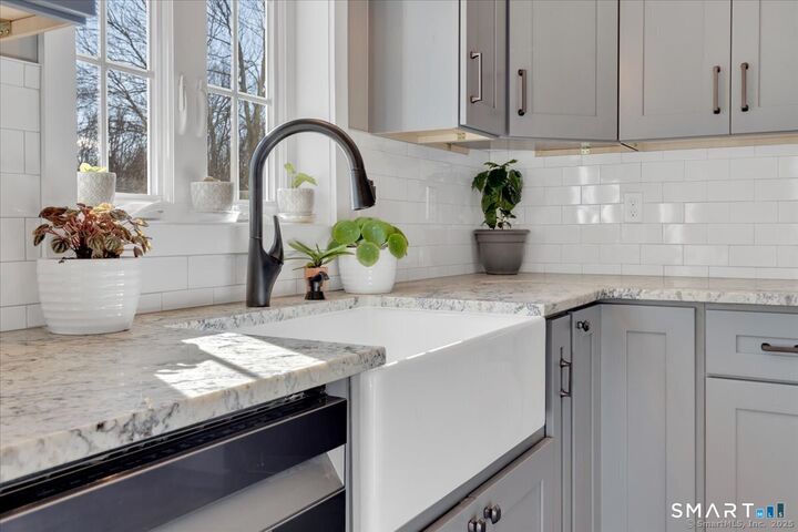 Property Photo:  59 Chapin Avenue  CT 06067 