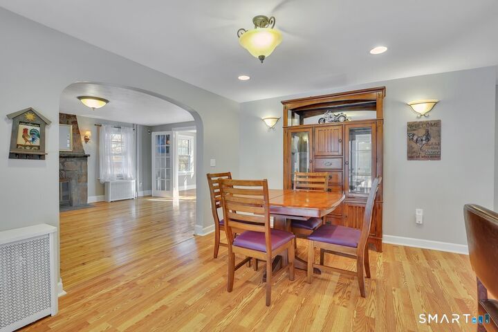 Property Photo:  156 Reservoir Road  CT 06052 