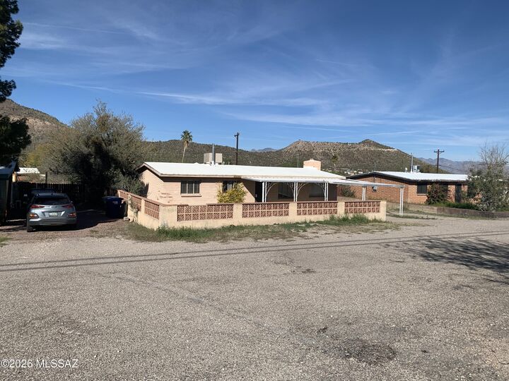 Property Photo:  1832 W San Juan Trail  AZ 85713 