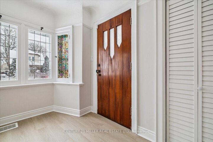 Property Photo:  59 Longwood Road N  ON L8S 3V2 