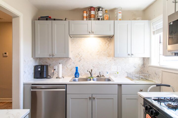 Property Photo:  1120 Bishop Road  TX 76354 