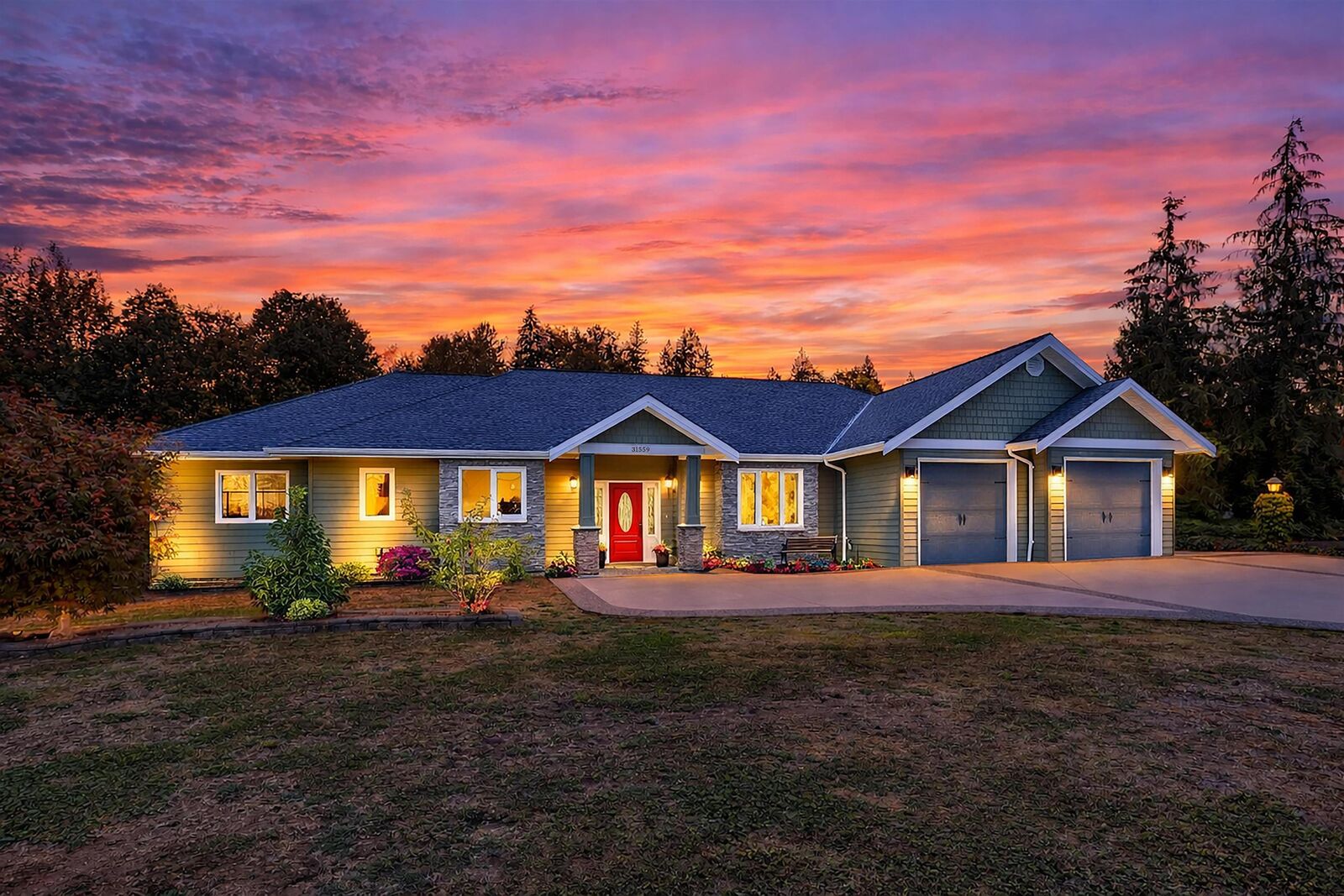 Property Photo: 31559 Kenney Avenue BC V4S 0C6