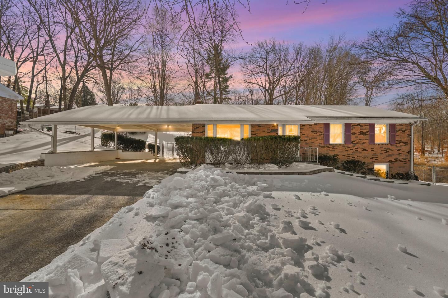 Property Photo:  9910 Jacqueline Drive  MD 20744 