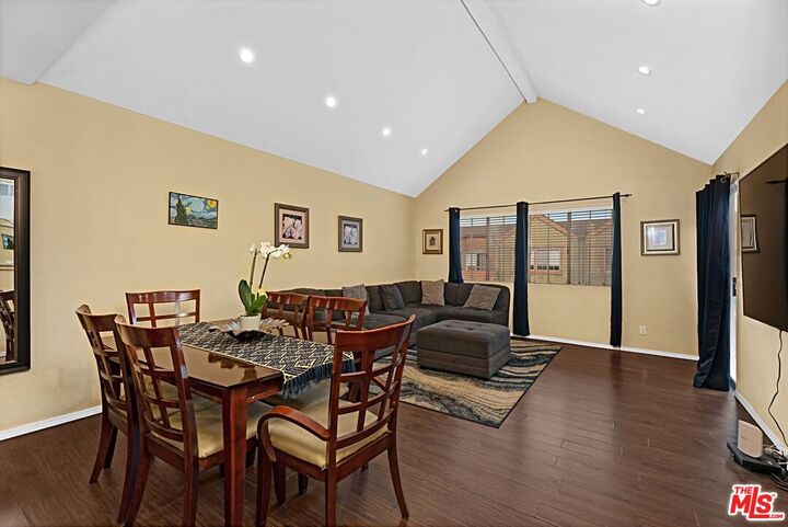 Property Photo:  2507 E 15th St  CA 90804 