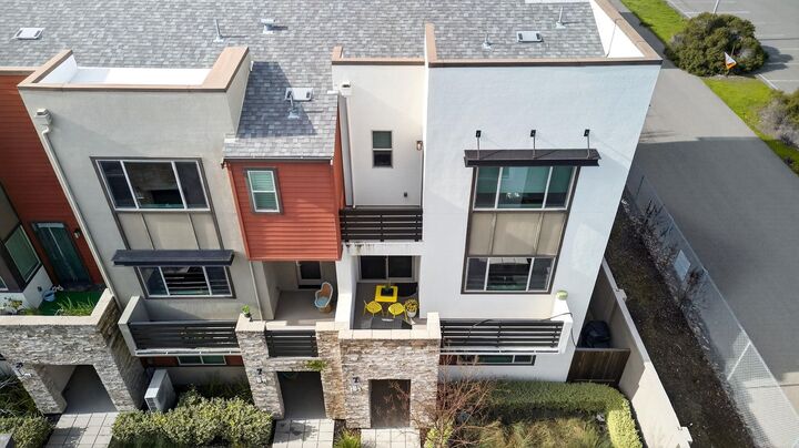 Property Photo:  5521 Gracen Way  CA 94568 