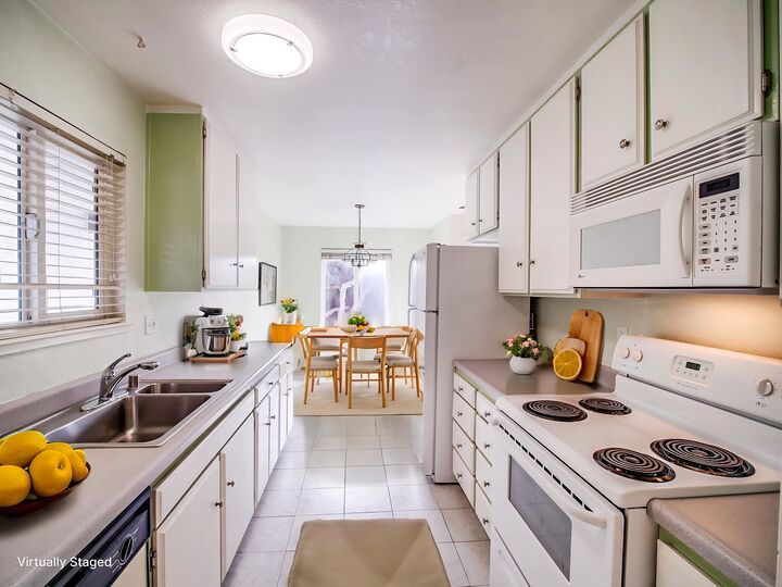 Property Photo:  577 E Taylor Ave F  CA 94085 