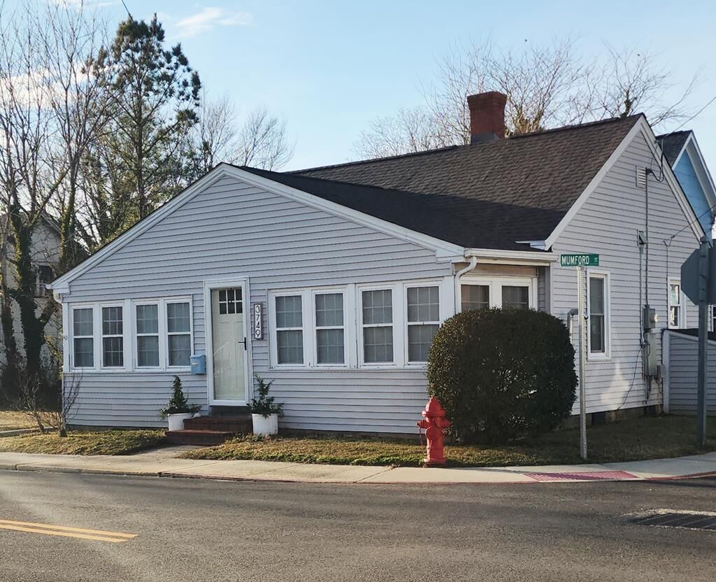 Property Photo:  3749 Willow St  VA 23336 