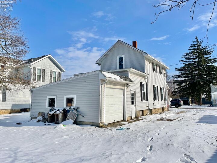 Property Photo:  115 Wood Street  OH 44811 